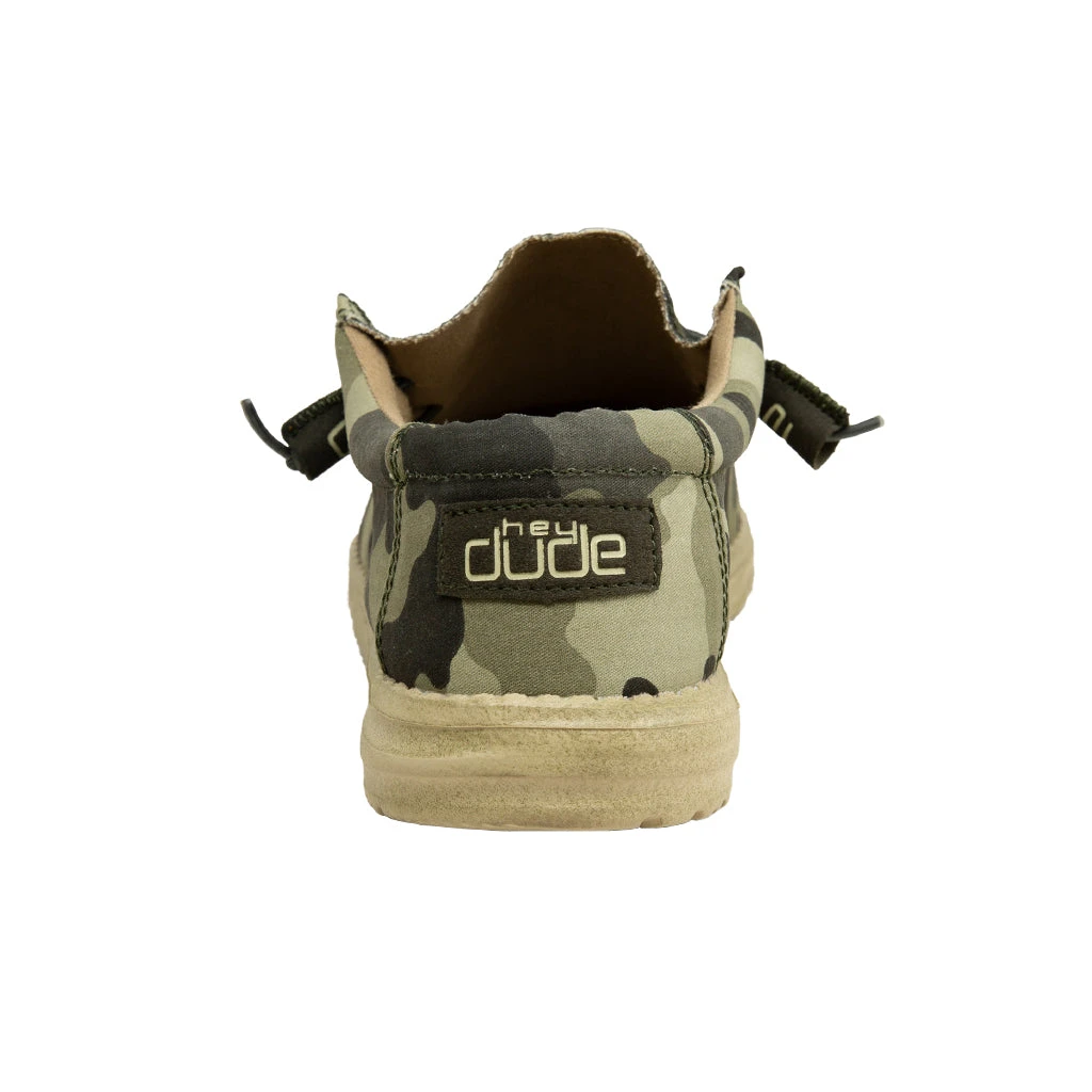 Hey Dude Men's Wally Canvas Camo Shoes 110067003