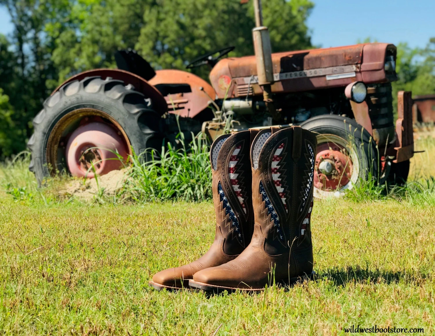 Ariat® Men's Quickdraw VentTEK® Brown Patriotic Flag Boots 10027165